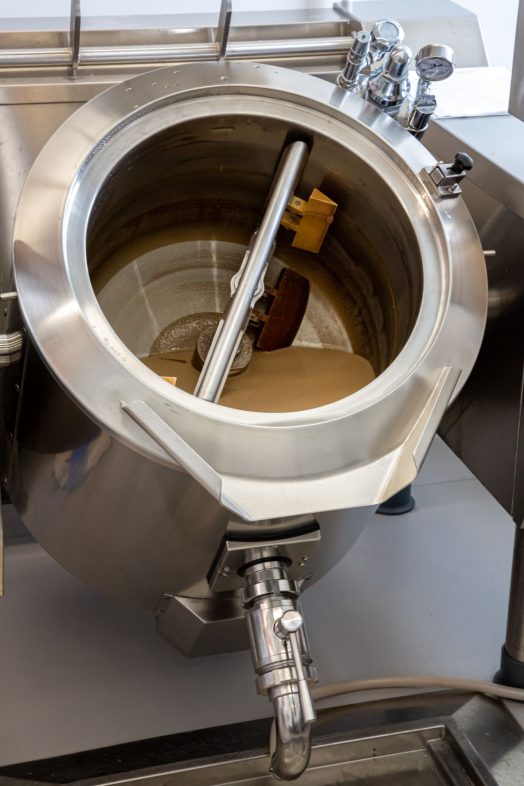 2023-02-marmite_industrielle-1_430-1